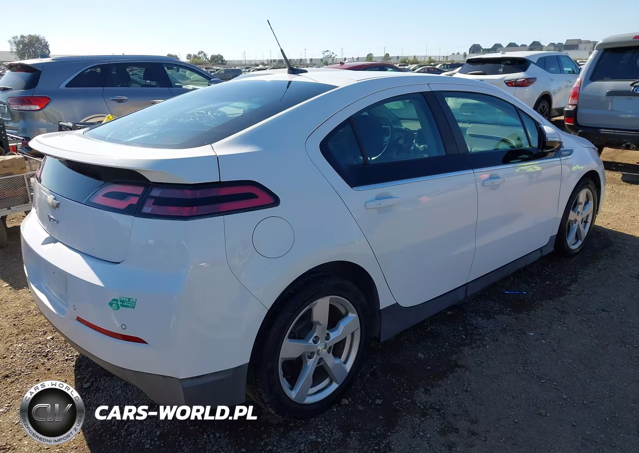 2014 Chevrolet Volt VIN:1G1RE6E44EU173844 - 4