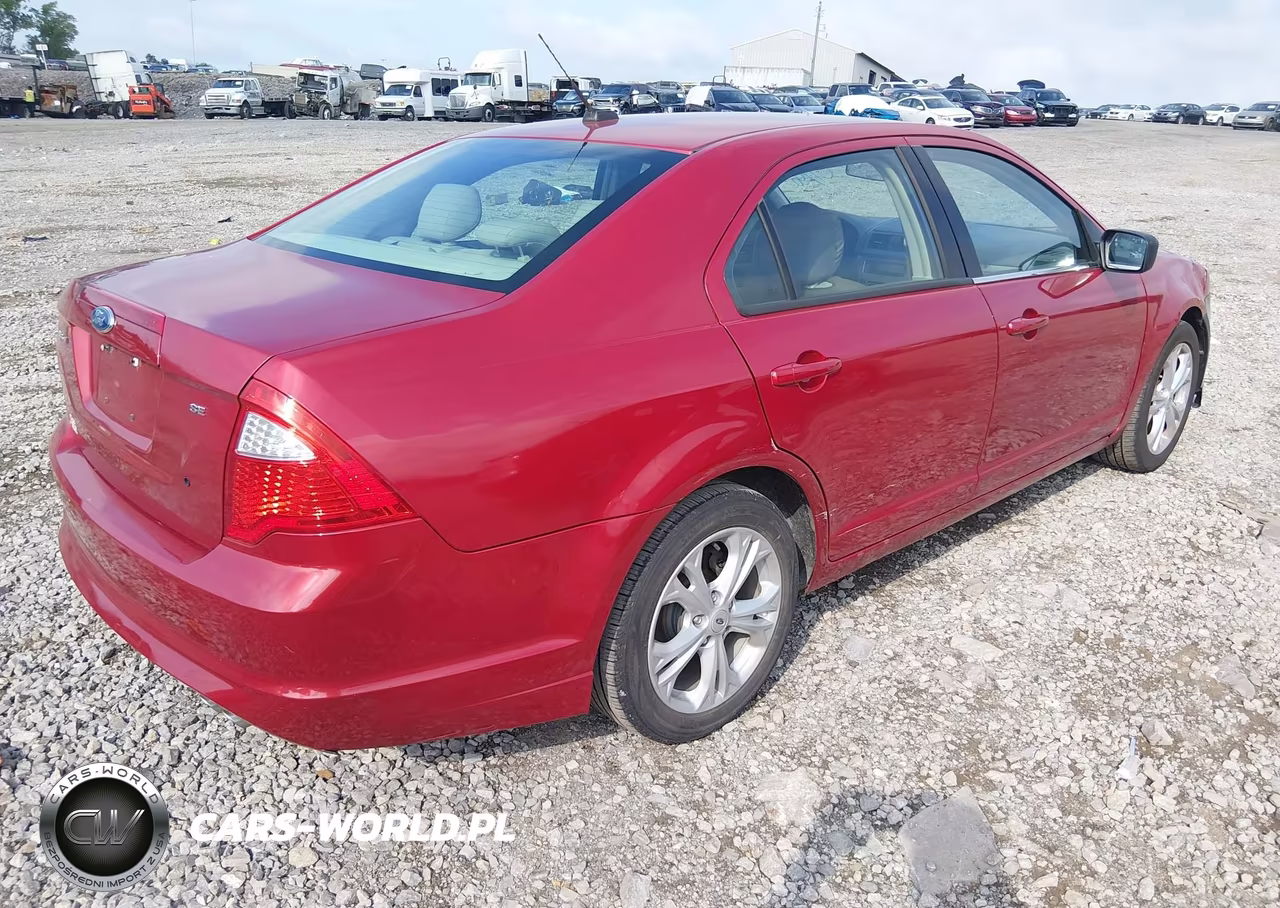 2012 Ford Fusion Se VIN:3FAHP0HA8CR262631 - 4