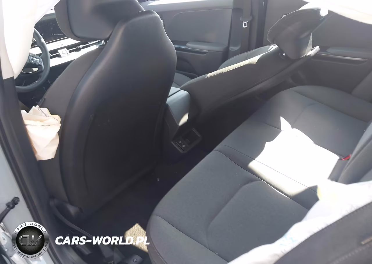 2025 Kia K4 Lxs VIN:3KPFT4DE1SE197057 - 8