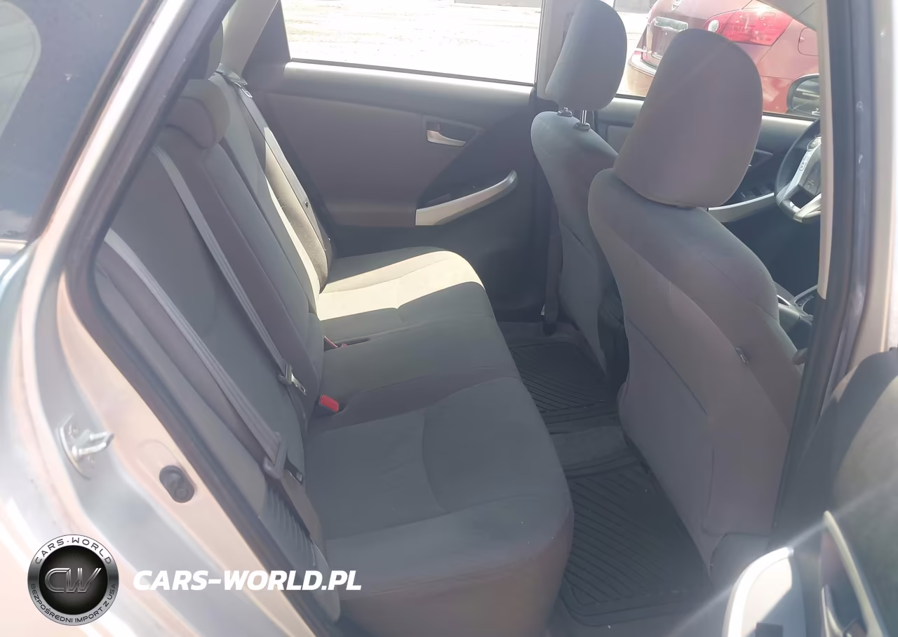 2013 Toyota Prius Three VIN:JTDKN3DU3D5653584 - 8