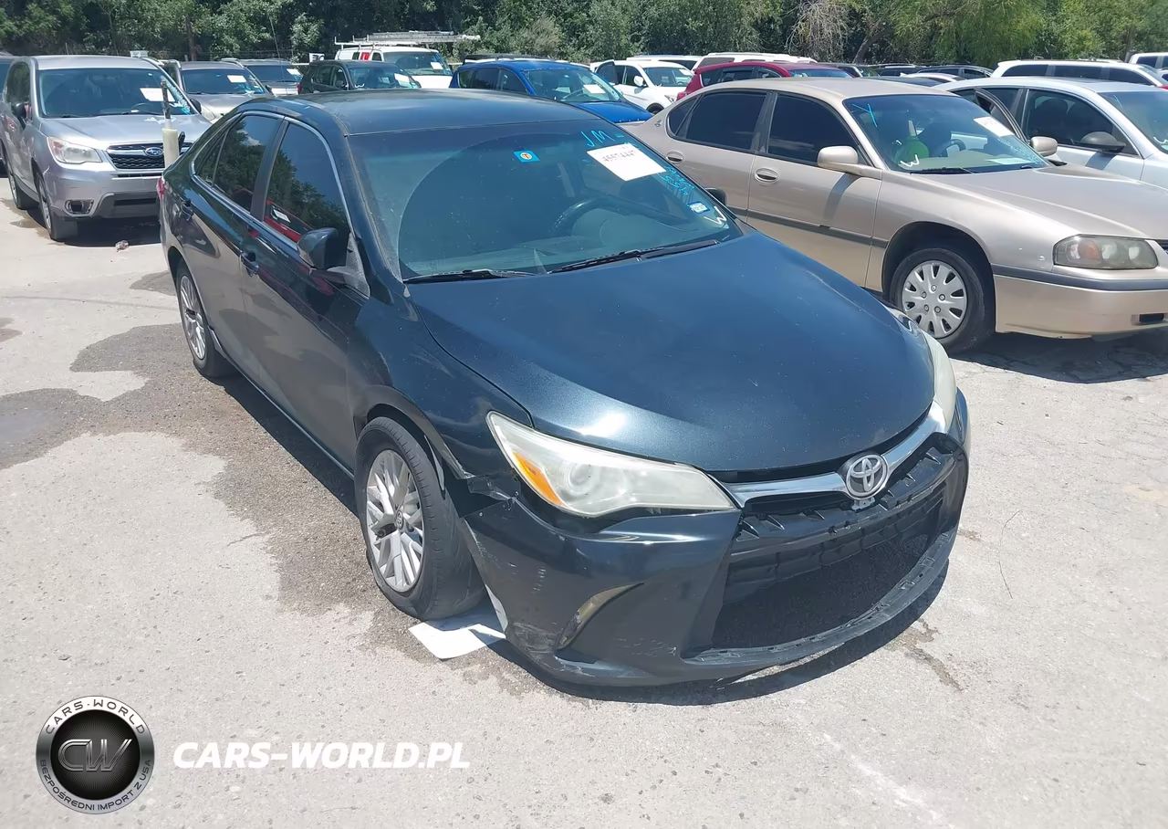 2016 Toyota Camry Le