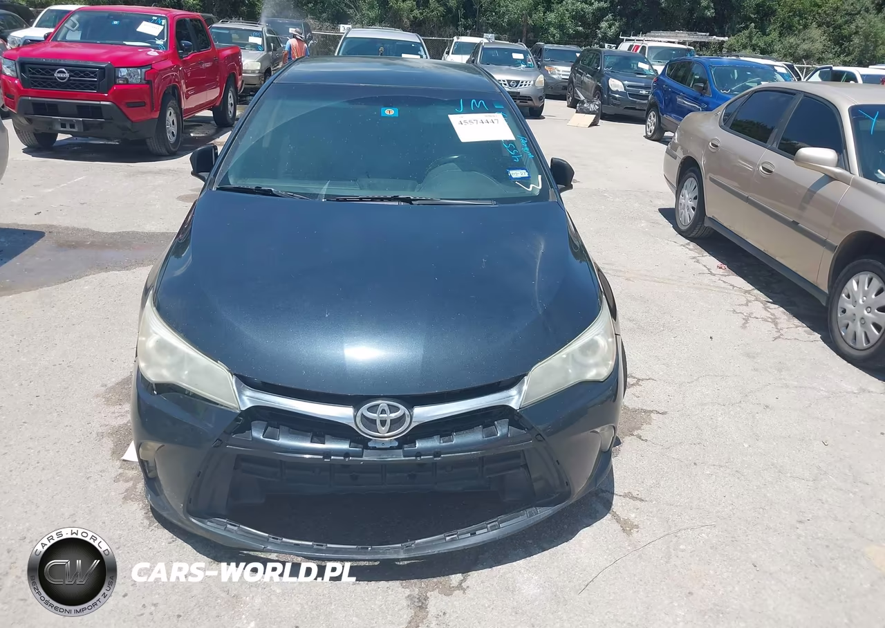 2016 Toyota Camry Le VIN:4T1BF1FK6GU611574 - 12