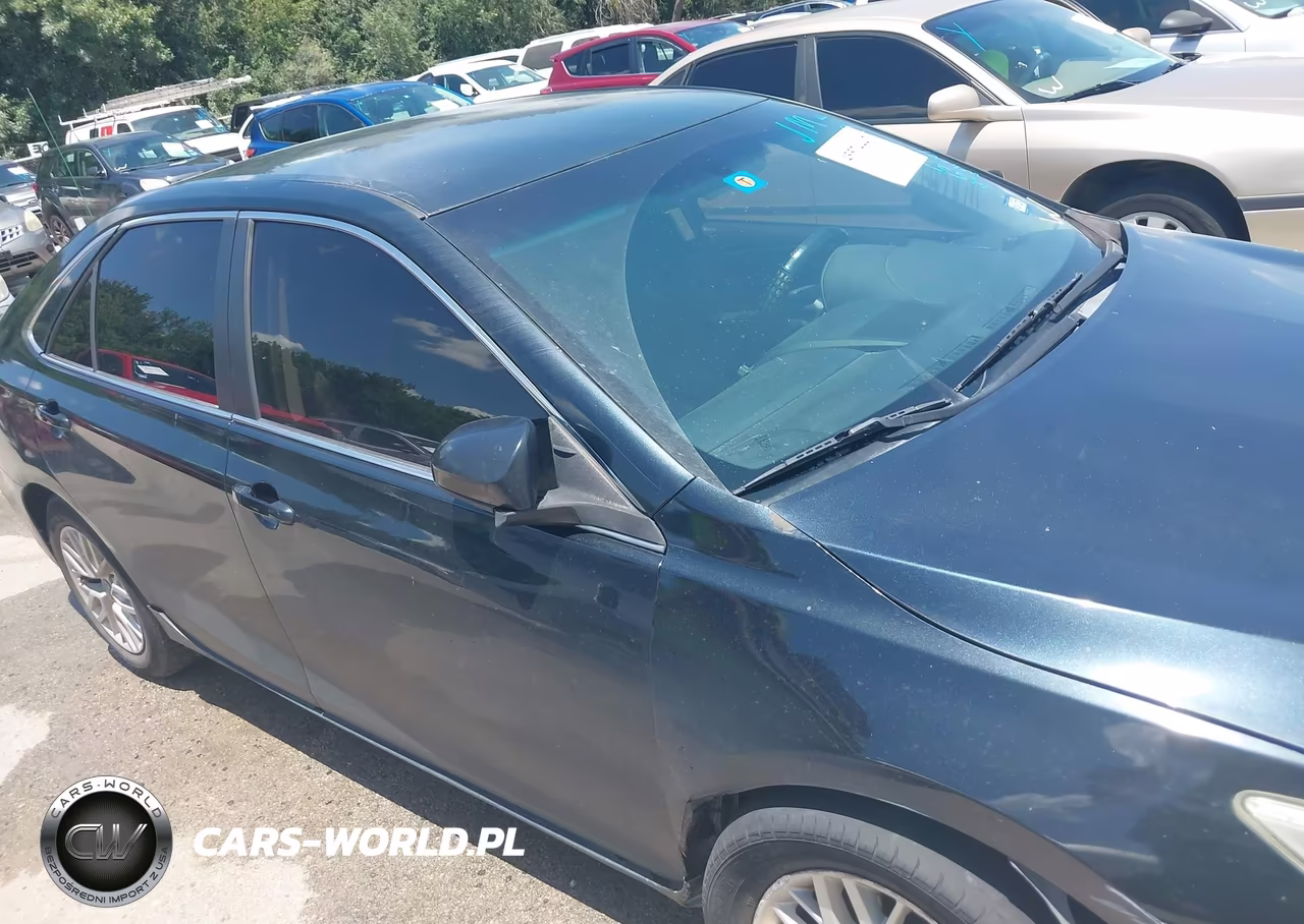2016 Toyota Camry Le VIN:4T1BF1FK6GU611574 - 13