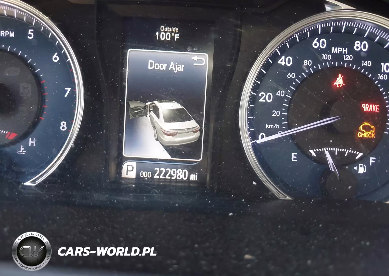 2016 Toyota Camry Le VIN:4T1BF1FK6GU611574 - 15