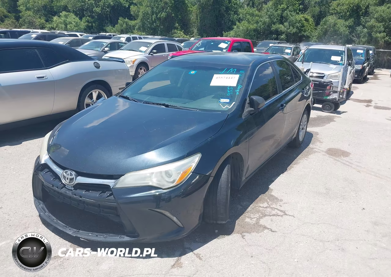 2016 Toyota Camry Le VIN:4T1BF1FK6GU611574 - 2