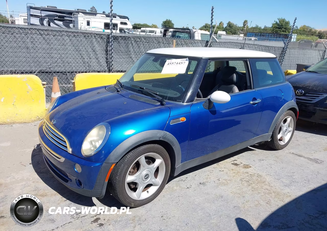 2006 Mini Cooper VIN:WMWRC33526TK17951 - 2