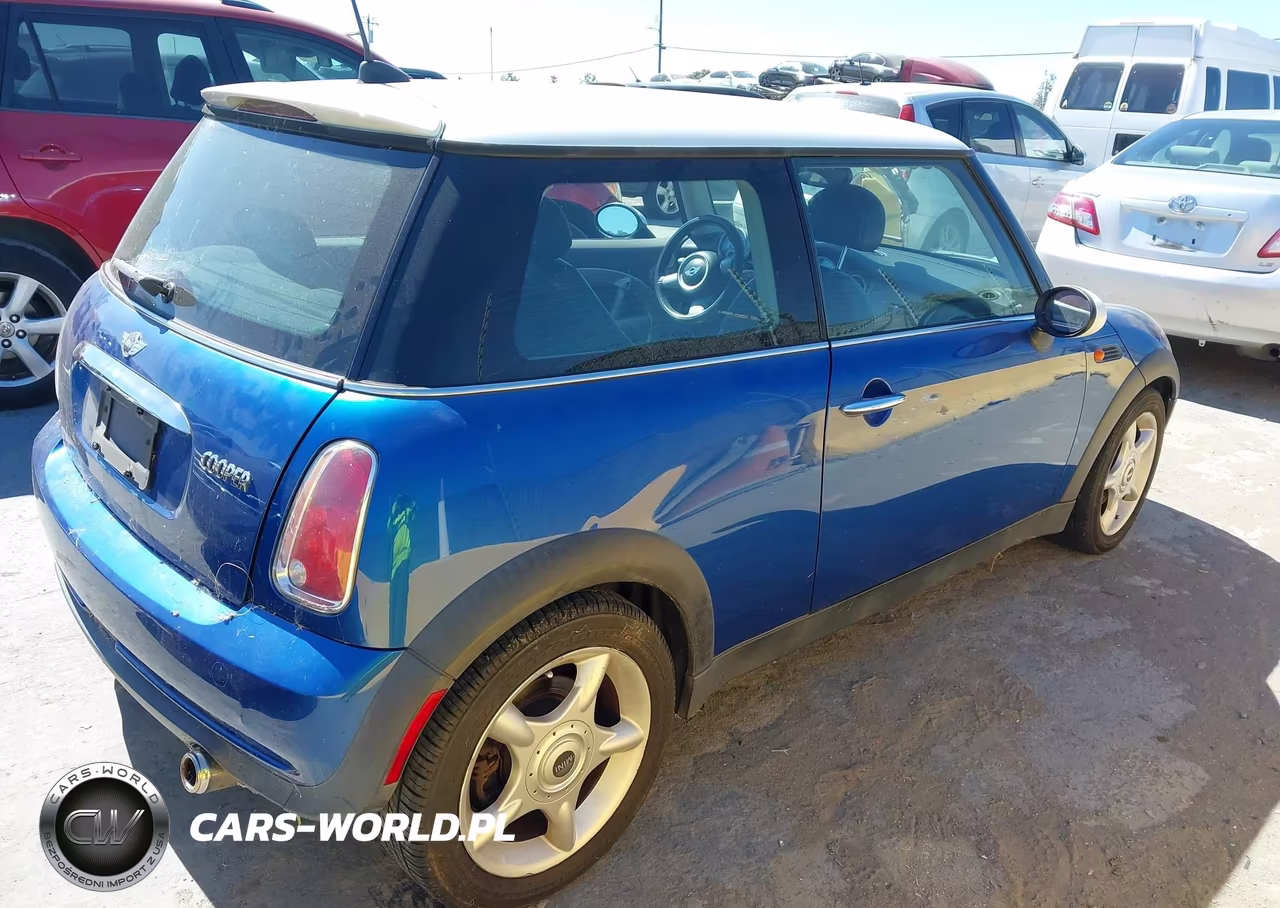 2006 Mini Cooper VIN:WMWRC33526TK17951 - 4