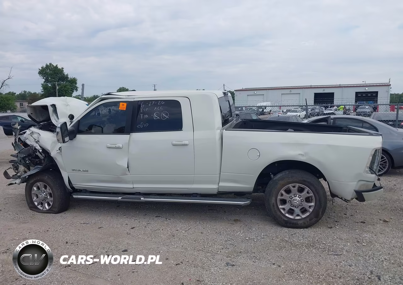 2023 Ram 2500 Laramie 4X4 6'4 Box VIN:3C6UR5NL5PG568958 - 13