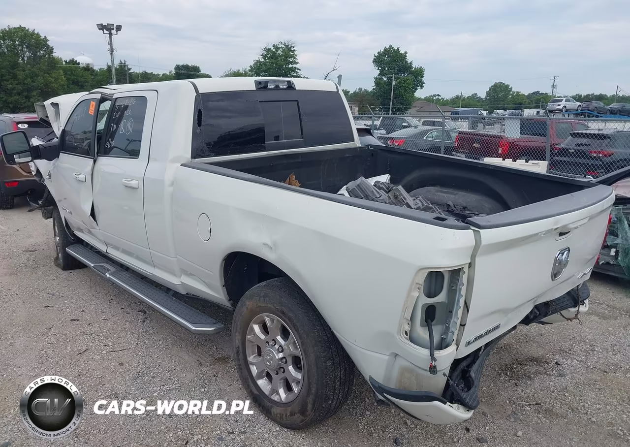 2023 Ram 2500 Laramie 4X4 6'4 Box VIN:3C6UR5NL5PG568958 - 3