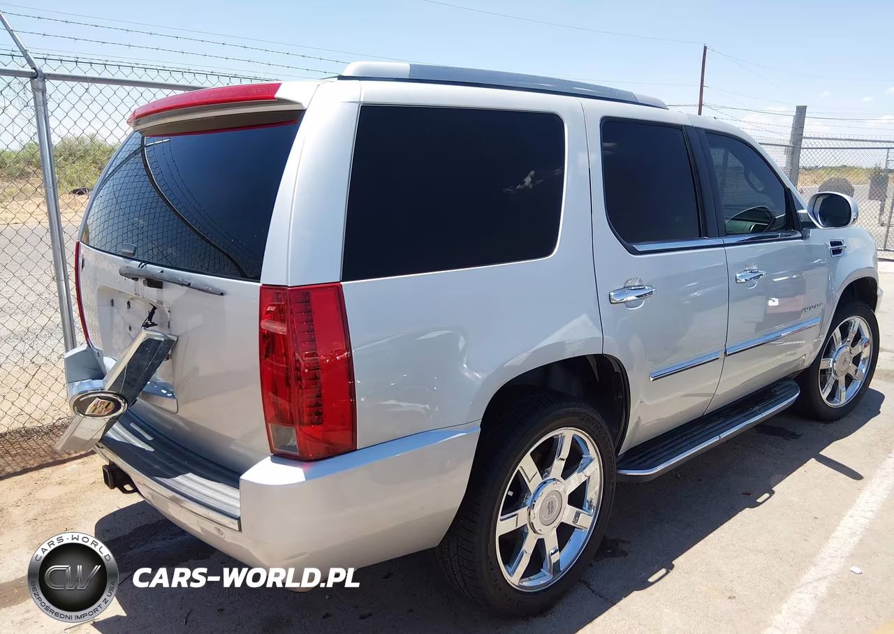2014 Cadillac Escalade Luxury VIN:1GYS4BEF7ER231061 - 4