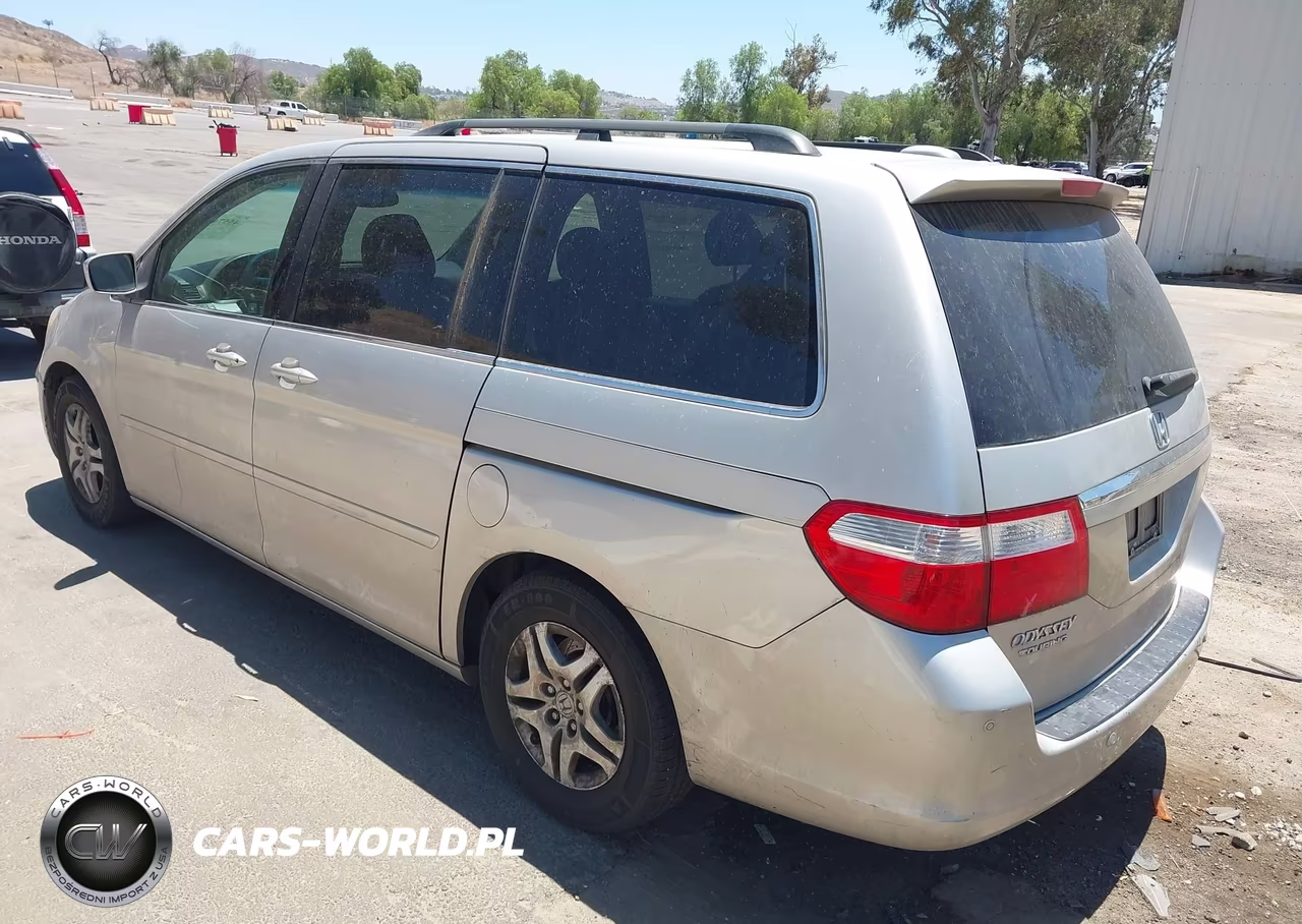2007 Honda Odyssey Touring VIN:5FNRL38847B036909 - 3