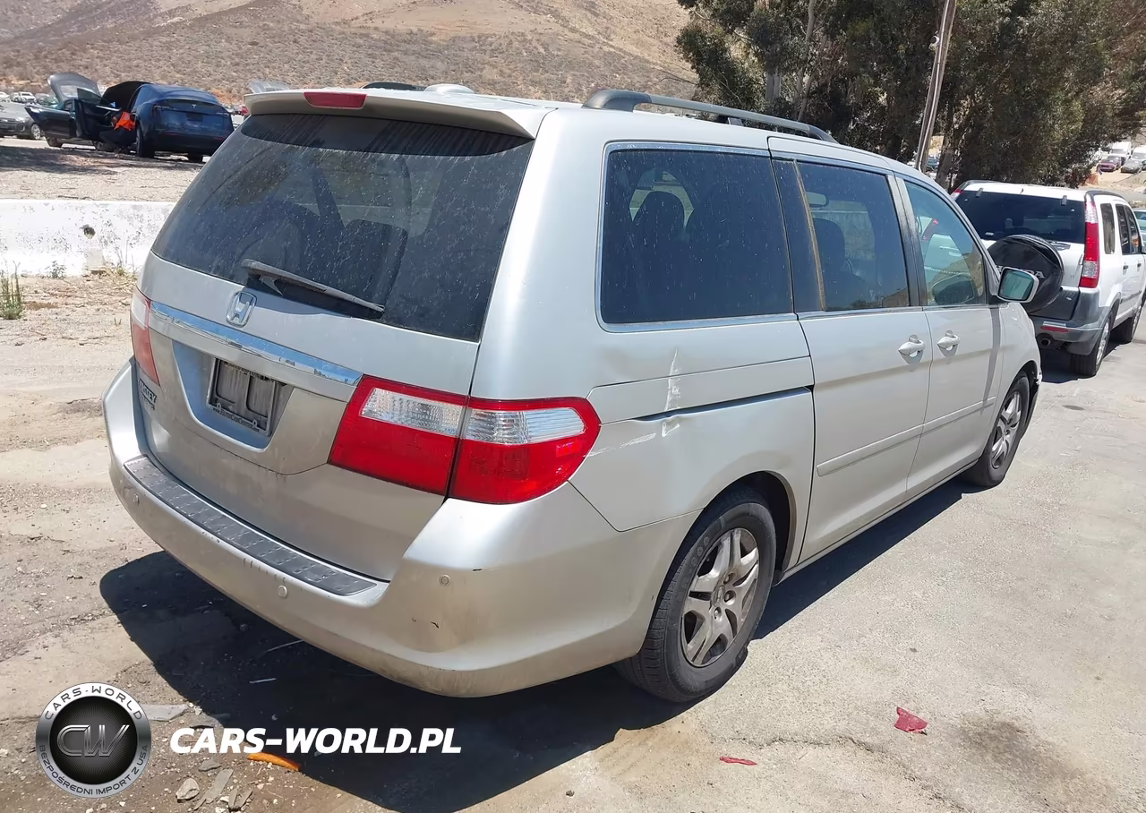 2007 Honda Odyssey Touring VIN:5FNRL38847B036909 - 4