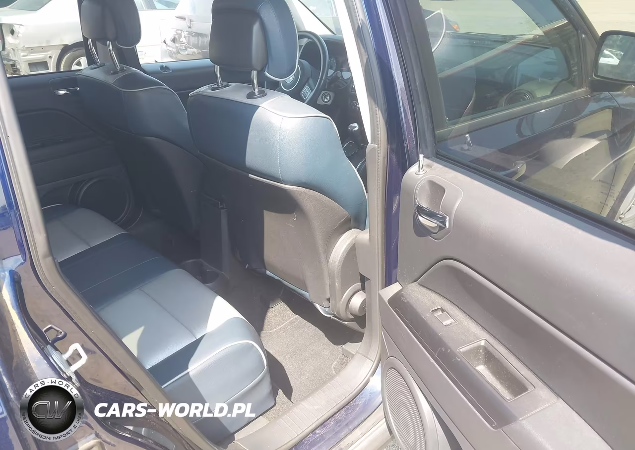 2012 Jeep Compass Latitude VIN:1C4NJDEBXCD676618 - 8