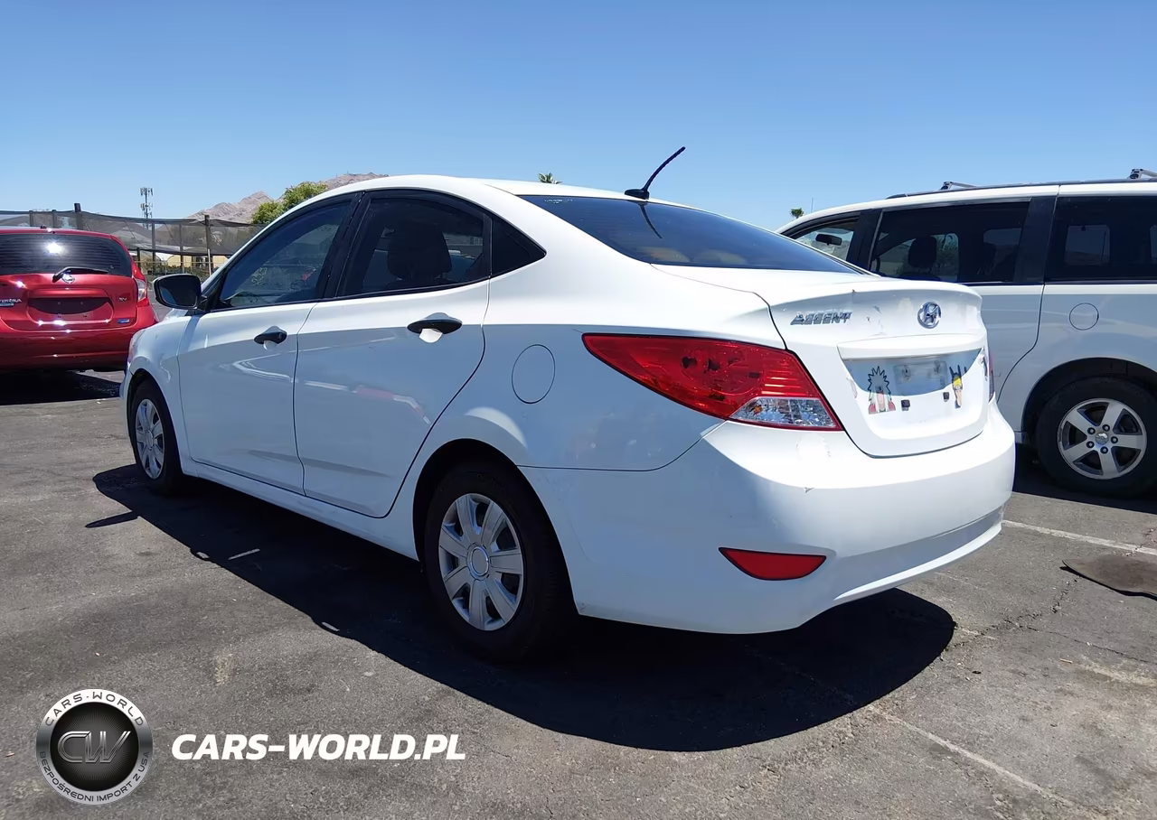 2012 Hyundai Accent Gls VIN:KMHCT4AE3CU047358 - 3