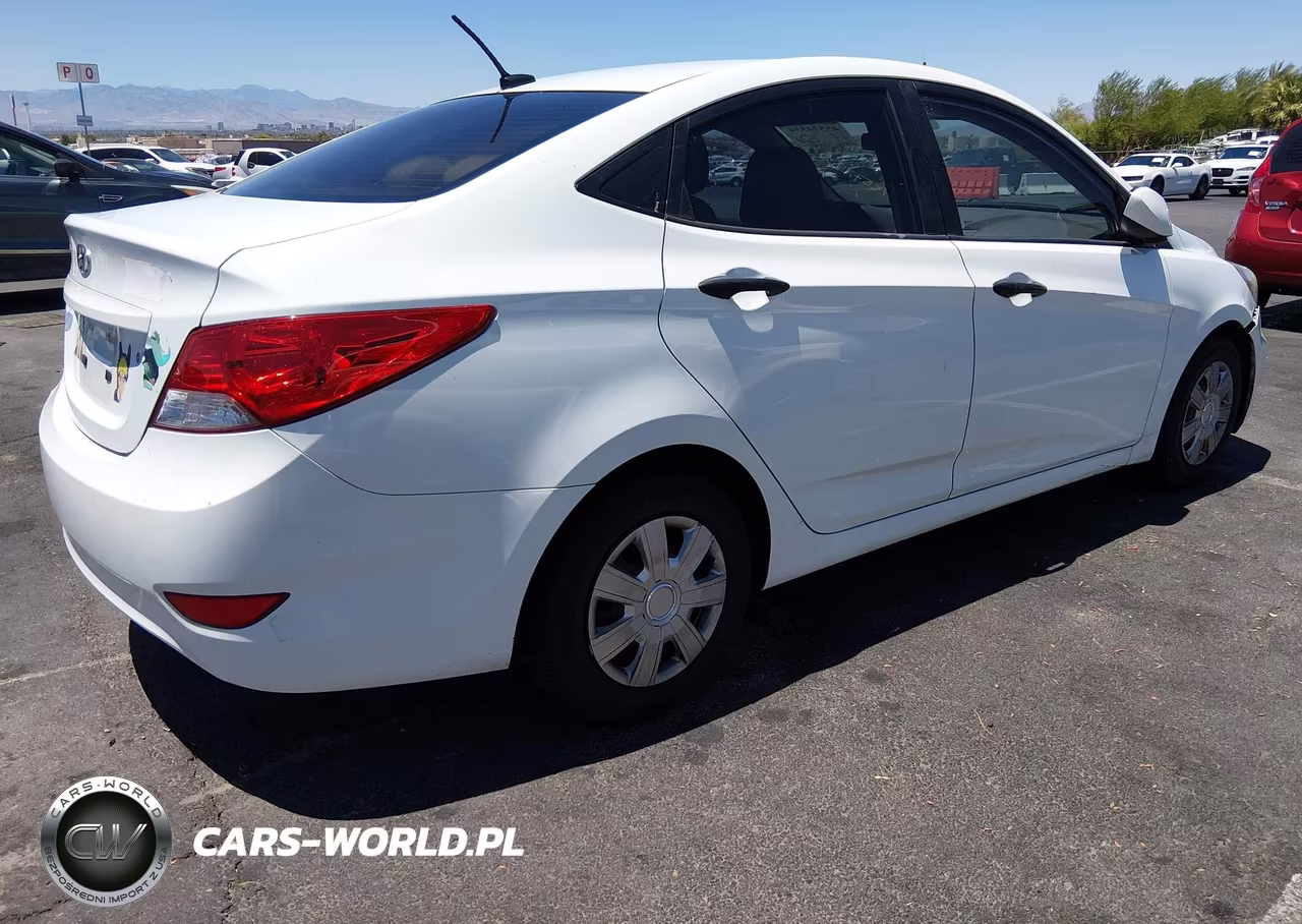 2012 Hyundai Accent Gls VIN:KMHCT4AE3CU047358 - 4