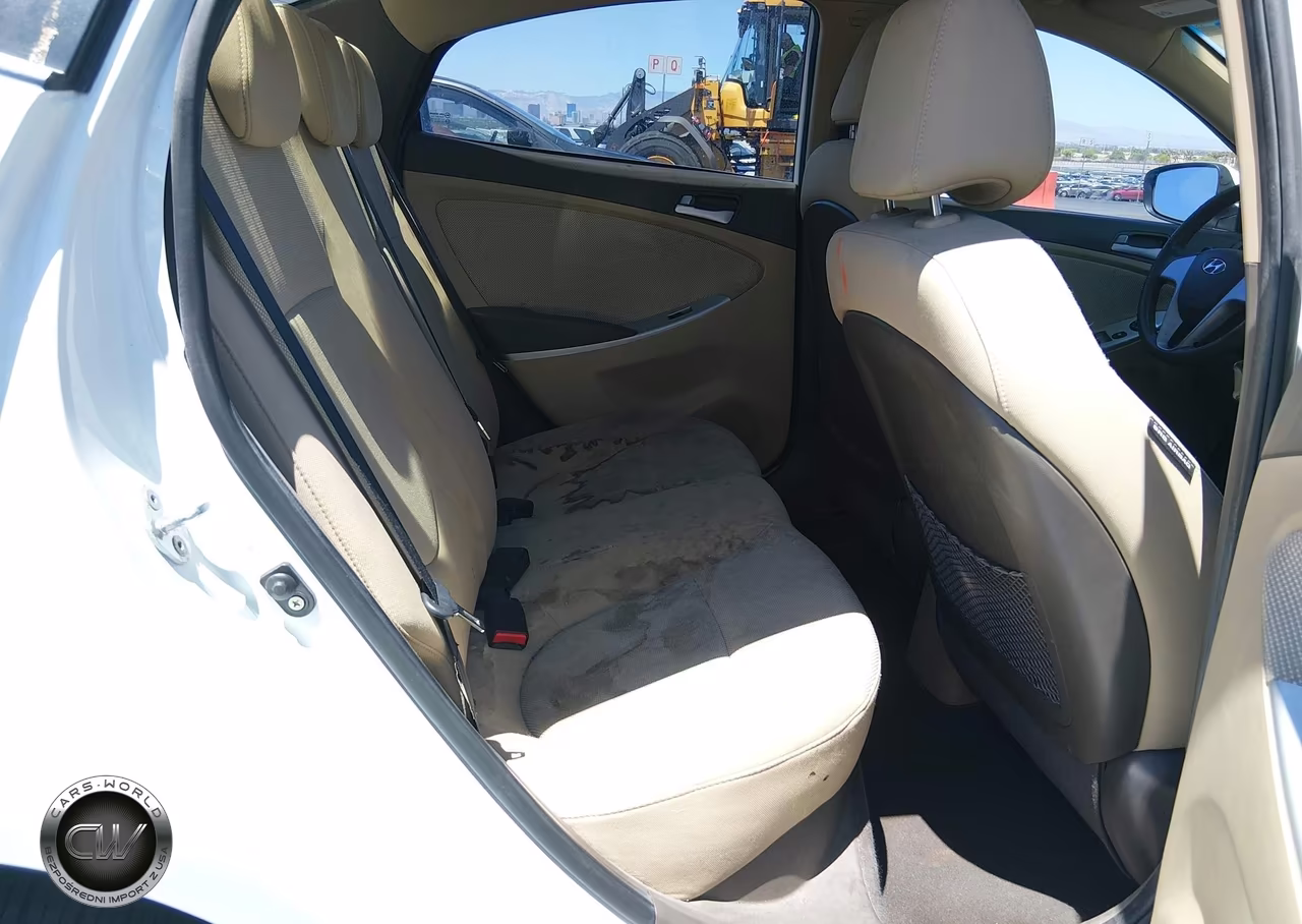 2012 Hyundai Accent Gls VIN:KMHCT4AE3CU047358 - 8