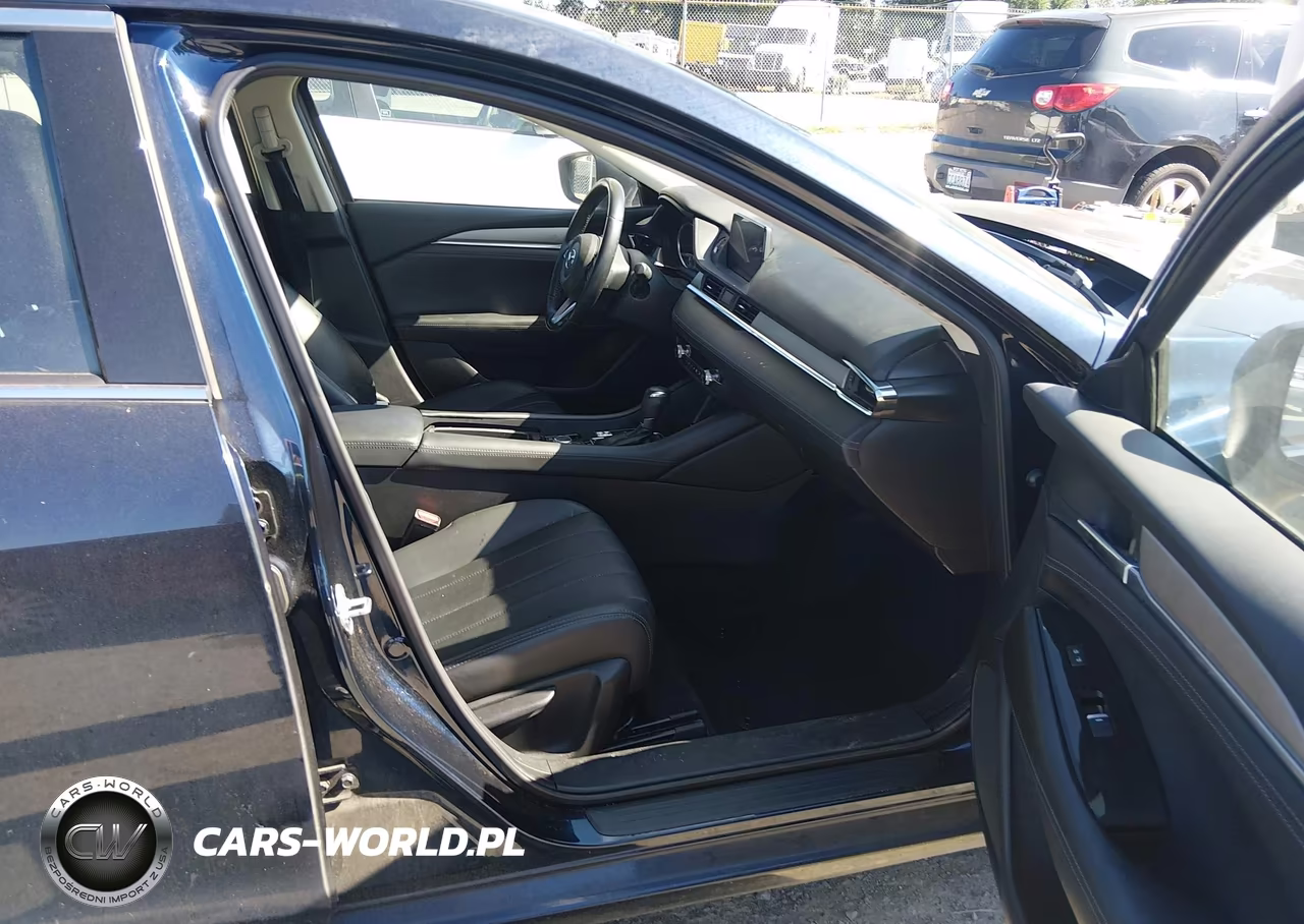 2018 Mazda Mazda6 Touring VIN:JM1GL1VM1J1316123 - 5