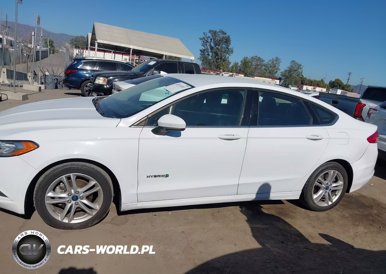 2018 Ford Fusion Hybrid Se VIN:3FA6P0LU8JR269651 - 14