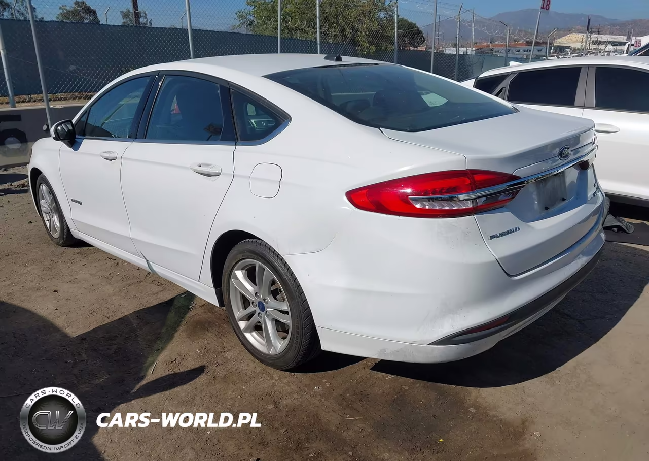 2018 Ford Fusion Hybrid Se VIN:3FA6P0LU8JR269651 - 3