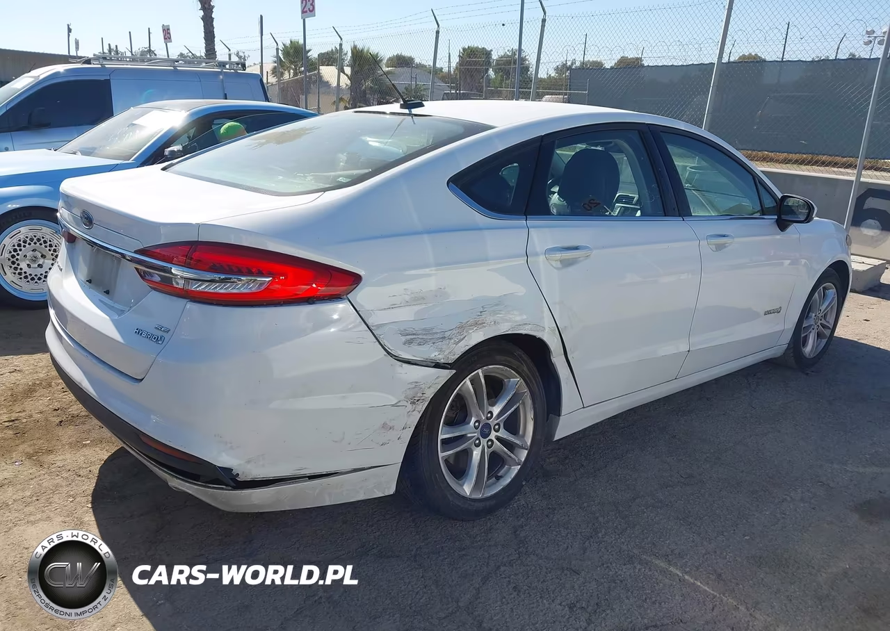 2018 Ford Fusion Hybrid Se VIN:3FA6P0LU8JR269651 - 4