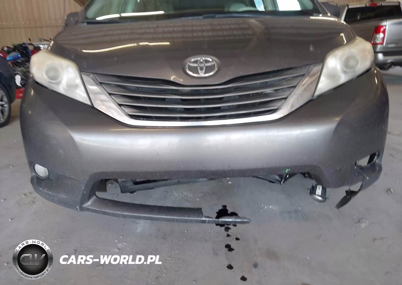 2011 Toyota Sienna Xle V6 VIN:5TDYK3DC6BS007067 - 21