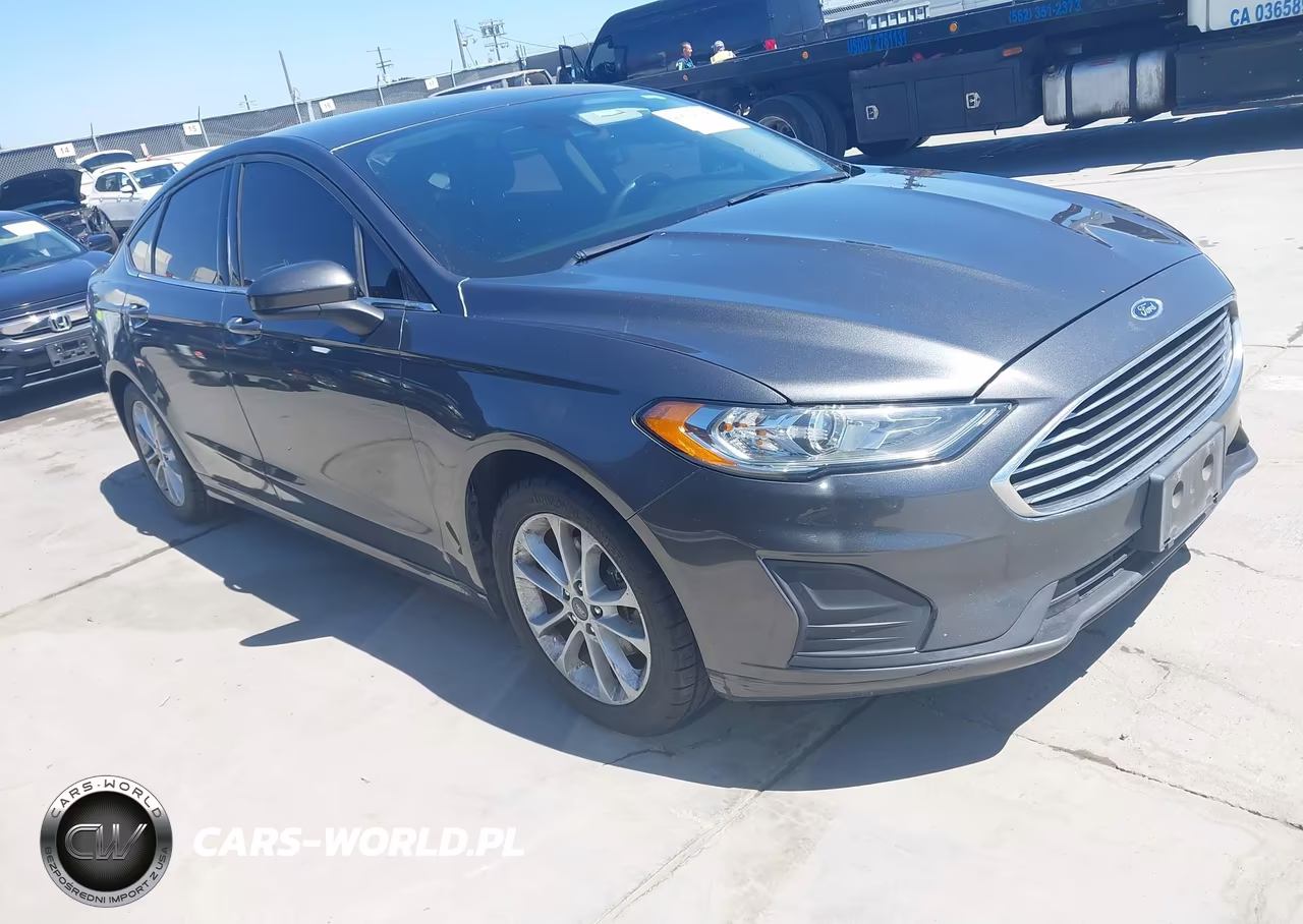 2019 Ford Fusion Se – zdjęcie 1 z 16