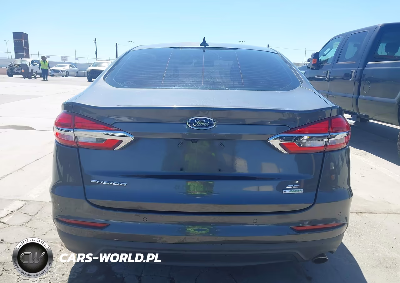 2019 Ford Fusion Se VIN:3FA6P0HD6KR135103 - 16
