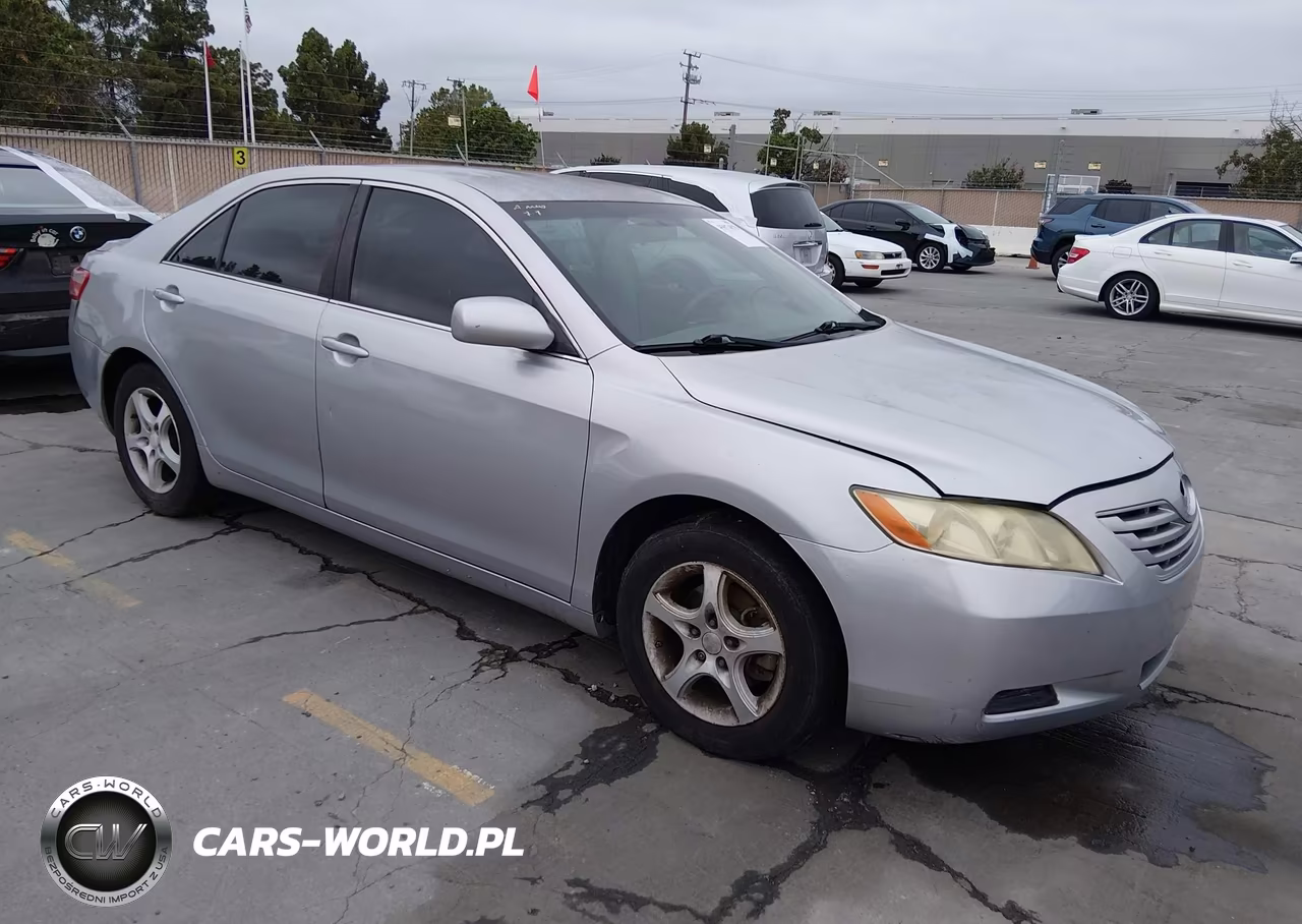 2007 Toyota Camry Le – zdjęcie 1 z 11