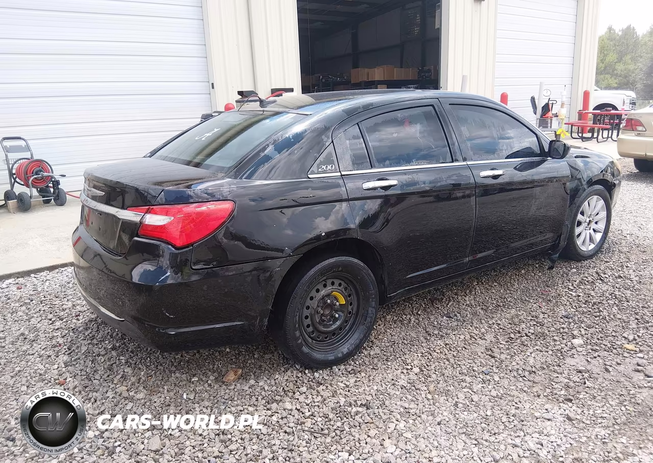 2011 Chrysler 200 Limited VIN:1C3BC2FG9BN596784 - 4