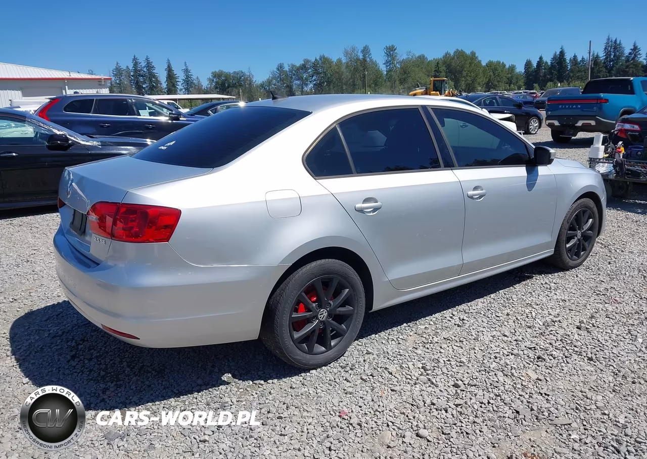 2012 Volkswagen Jetta 2.5L Se VIN:3VWBP7AJ1CM031695 - 4