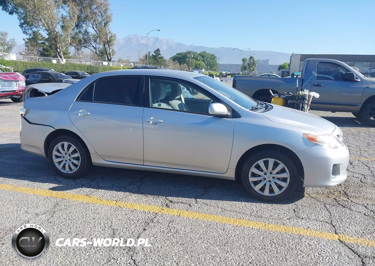 2012 Toyota Corolla Le VIN:JTDBU4EE8C9172415 - 15