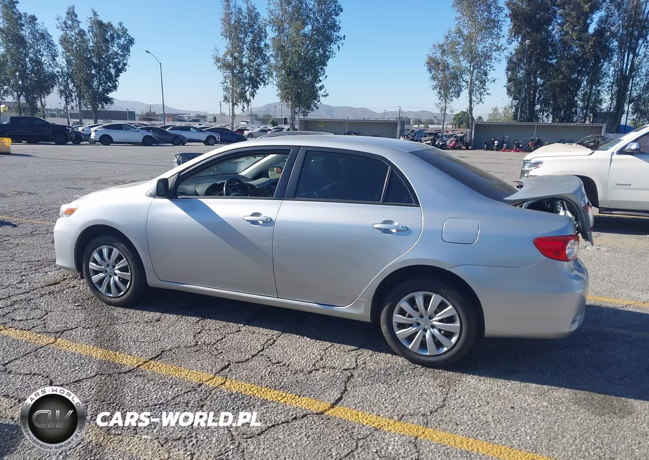 2012 Toyota Corolla Le VIN:JTDBU4EE8C9172415 - 16