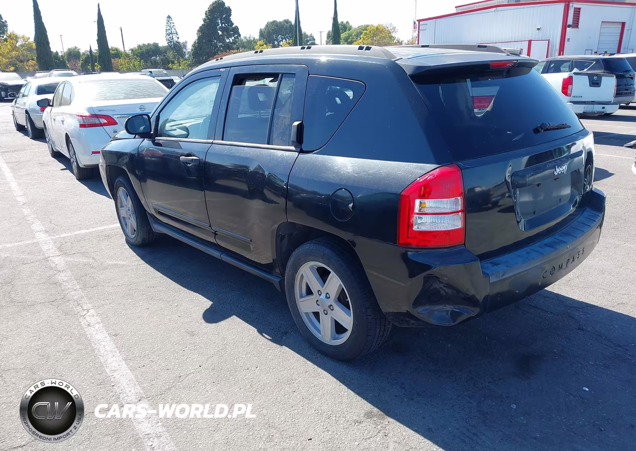 2008 Jeep Compass Sport VIN:1J8FT47058D615588 - 3