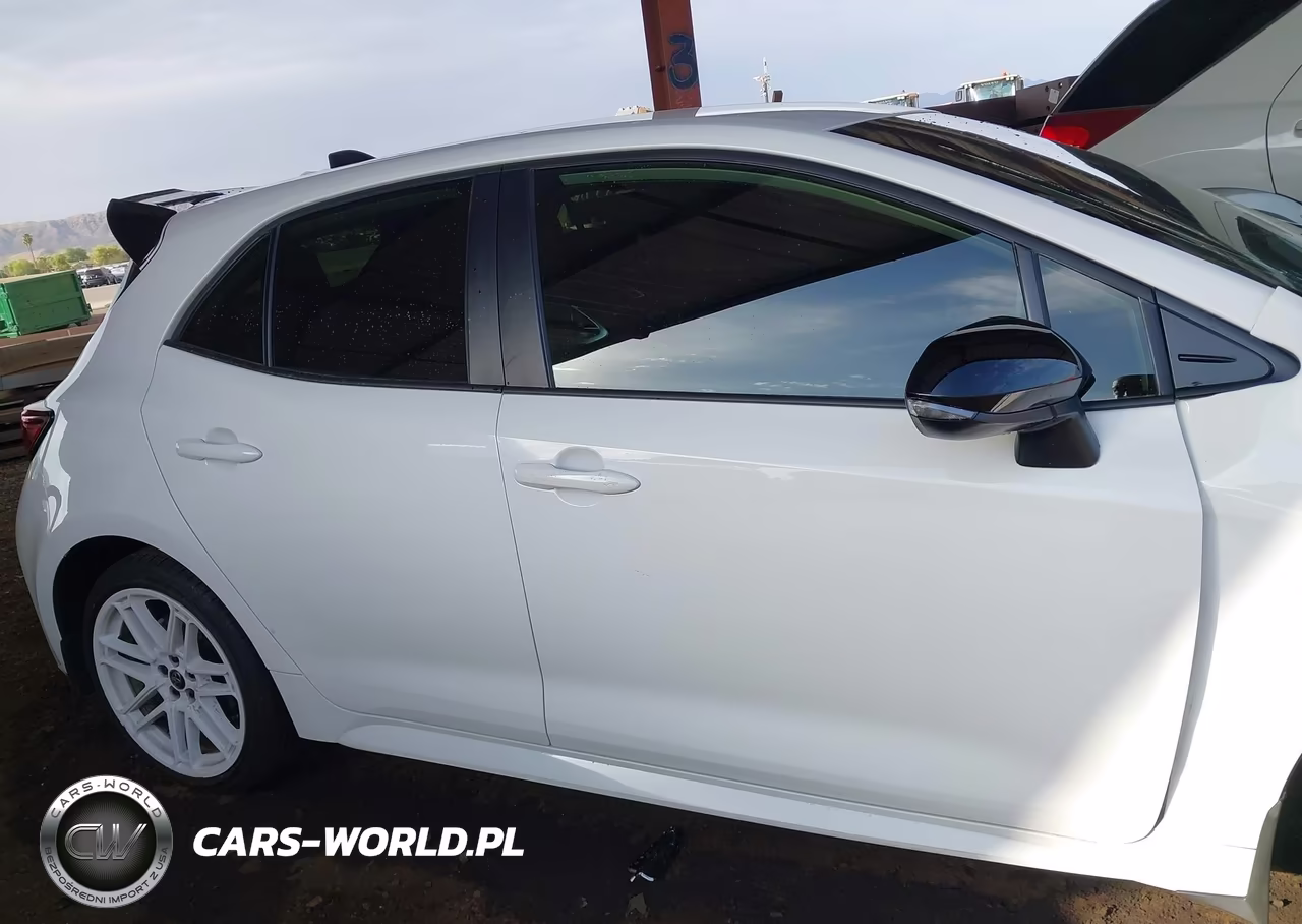 2026 Toyota Corolla Se VIN:JTND4MBE7T3258388 - 13
