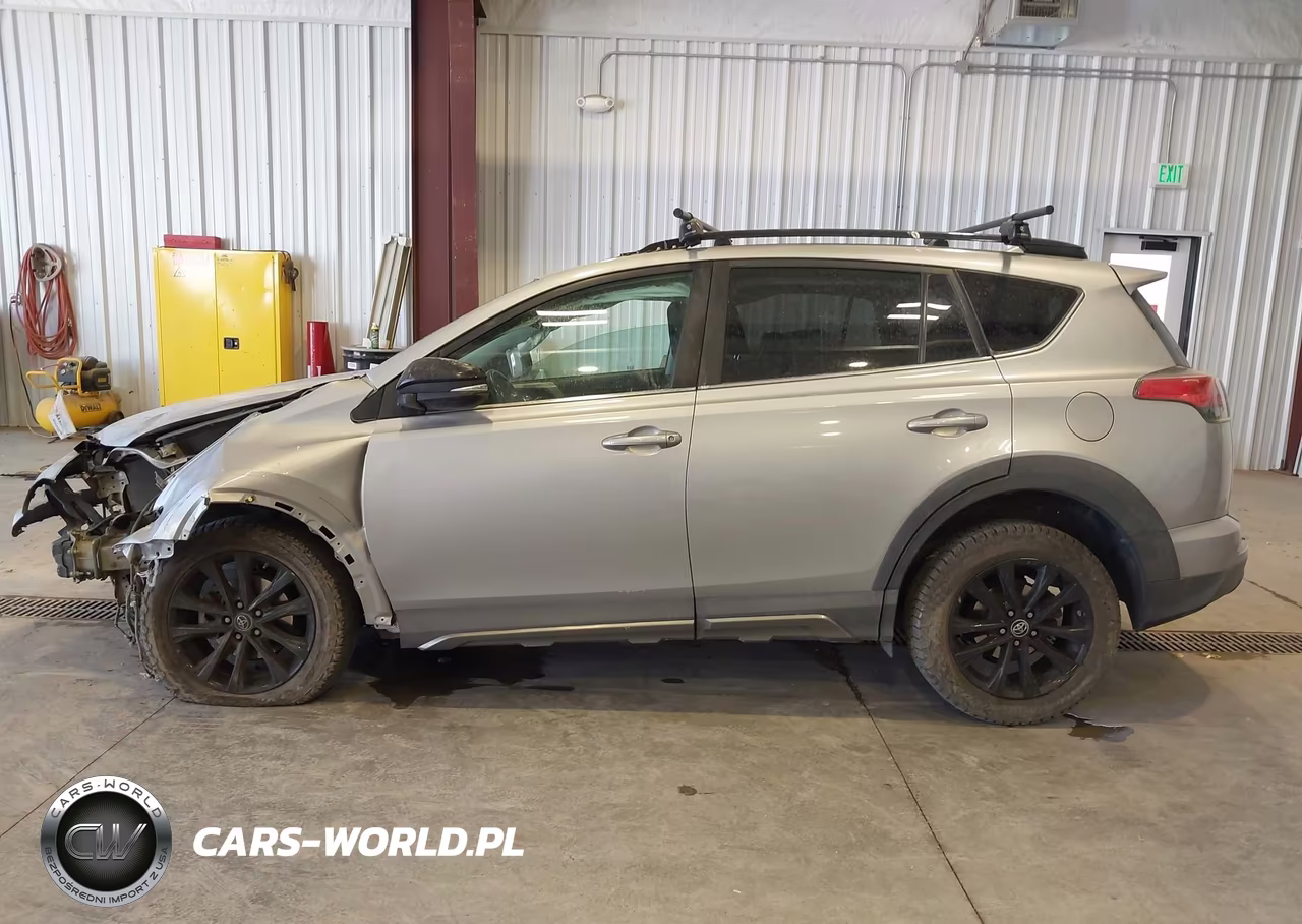 2018 Toyota Rav4 Adventure VIN:2T3RFREV8JW721694 - 15