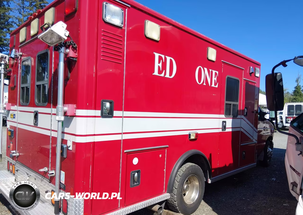 2005 Ford E-450 Cutaway Standard VIN:1FDXE45P75HB49443 - 4