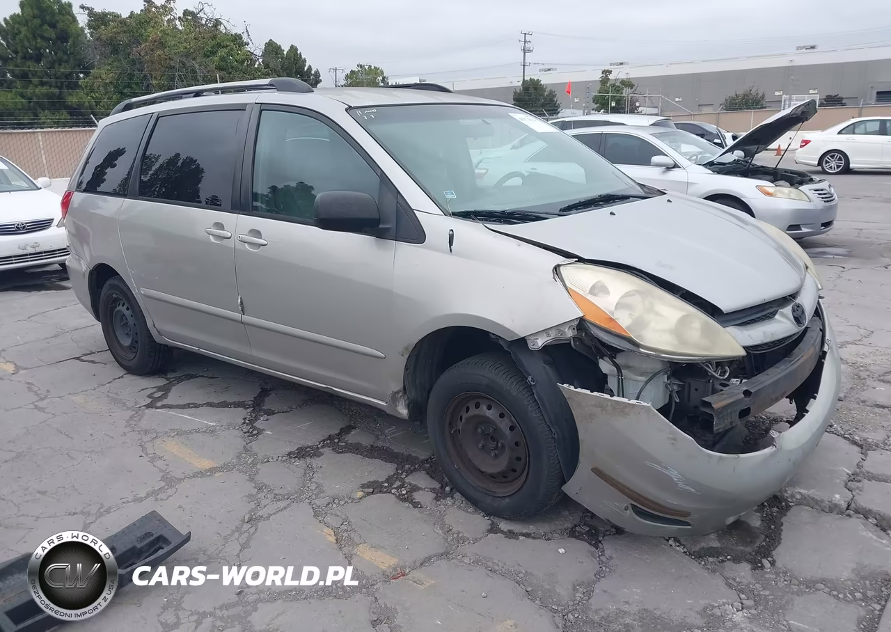2008 Toyota Sienna Le – zdjęcie 1 z 12
