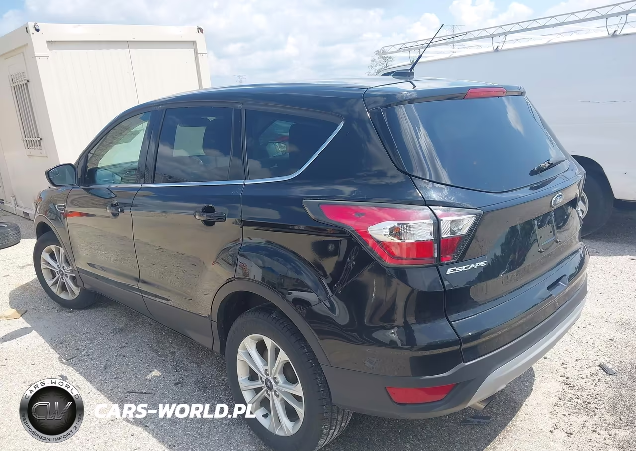 2017 Ford Escape Se VIN:1FMCU9GD2HUA41275 - 3