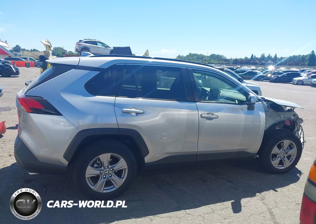 2025 Toyota Rav4 Hybrid Xle VIN:JTMRWRFV7SJ082089 - 14