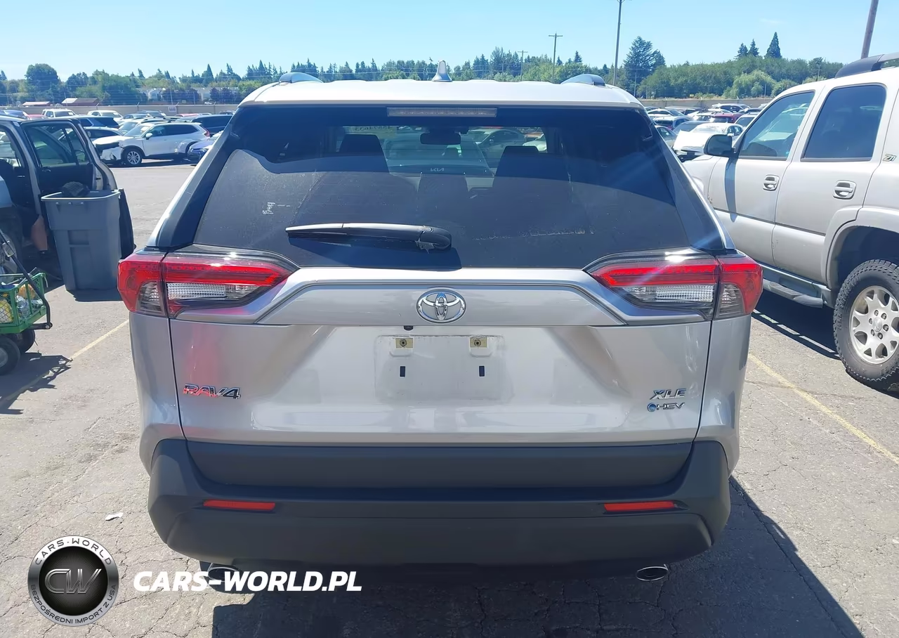 2025 Toyota Rav4 Hybrid Xle VIN:JTMRWRFV7SJ082089 - 17