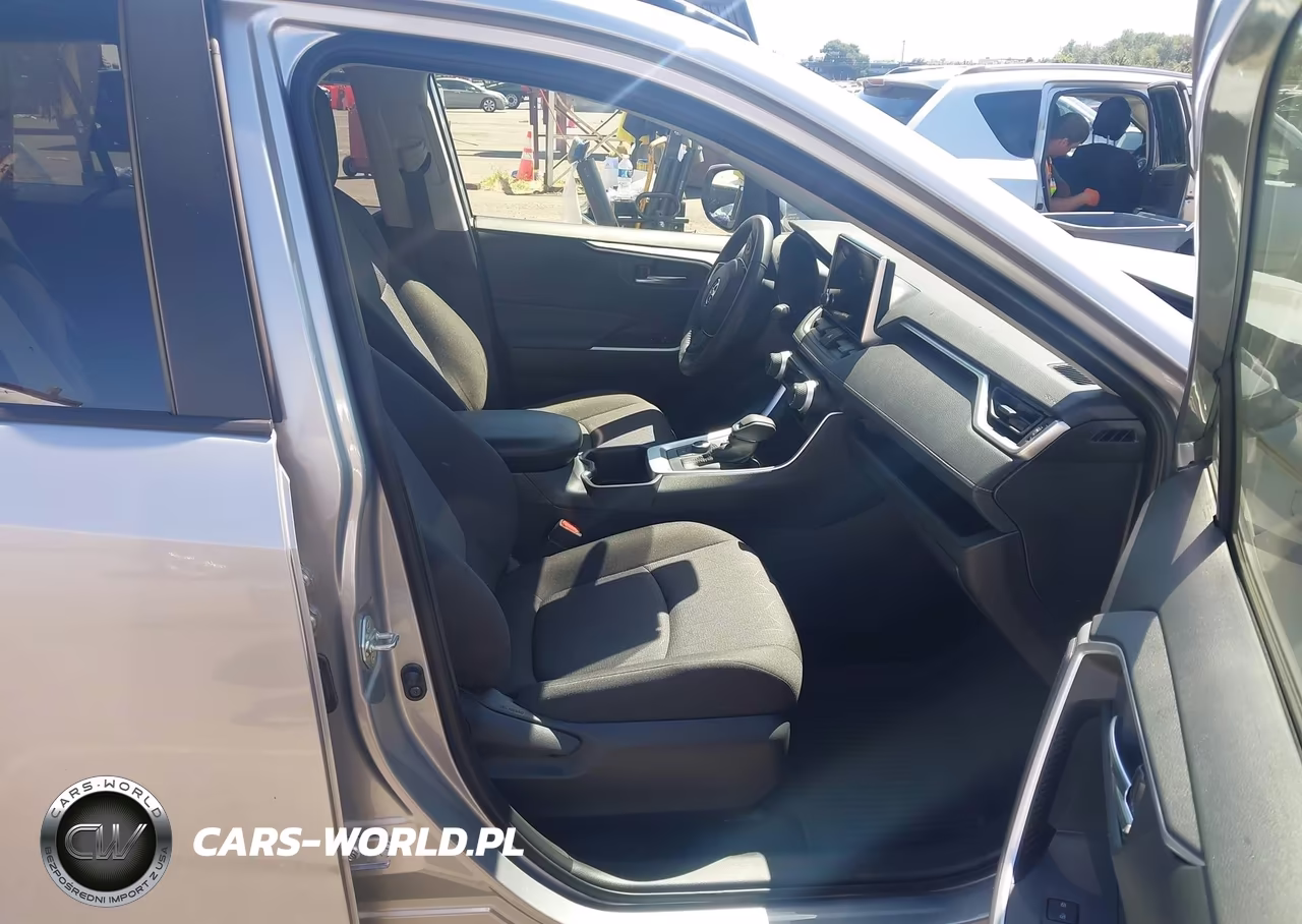 2025 Toyota Rav4 Hybrid Xle VIN:JTMRWRFV7SJ082089 - 5