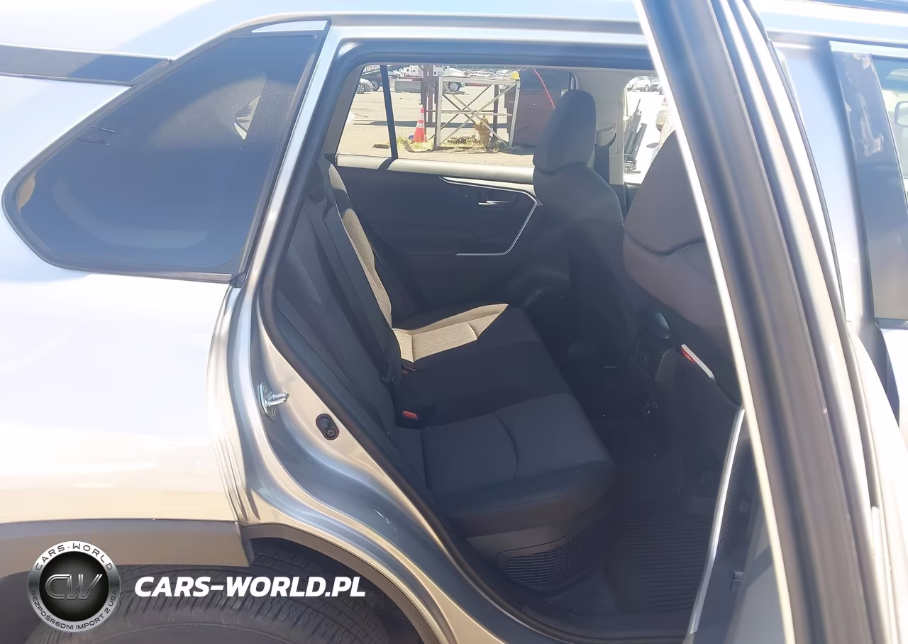 2025 Toyota Rav4 Hybrid Xle VIN:JTMRWRFV7SJ082089 - 8