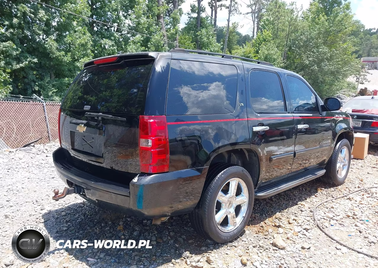 2007 Chevrolet Tahoe Ls VIN:1GNFC13C57R279388 - 4
