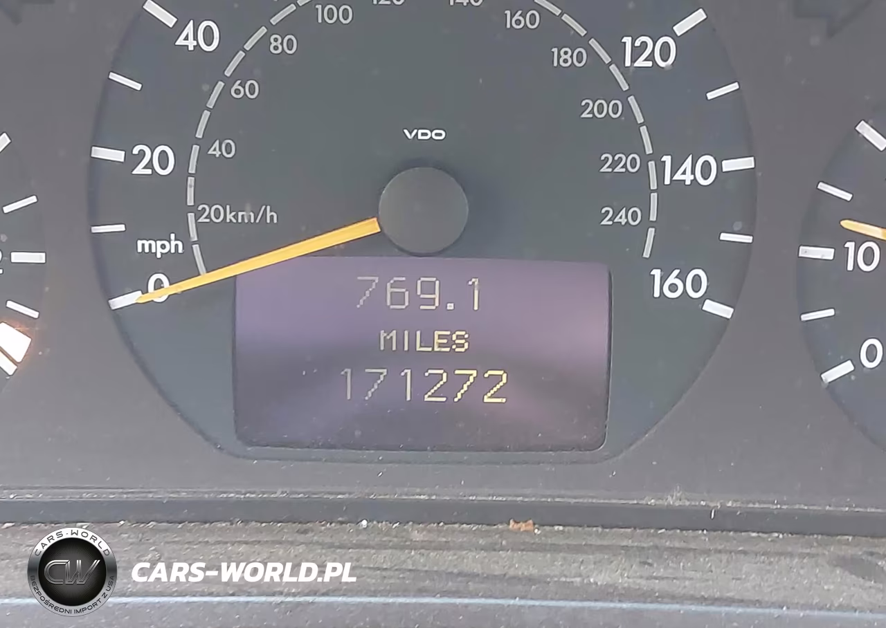 2002 Mercedes-Benz E 430 Special Edition VIN:WDBJF70J72B405833 - 7