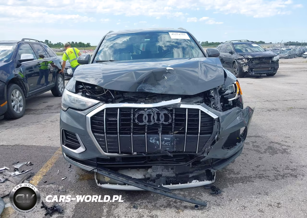 2020 Audi Q3 Premium 45 Tfsi Quattro Tiptronic VIN:WA1AECF38L1025956 - 12
