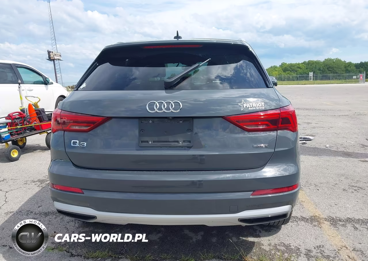 2020 Audi Q3 Premium 45 Tfsi Quattro Tiptronic VIN:WA1AECF38L1025956 - 16