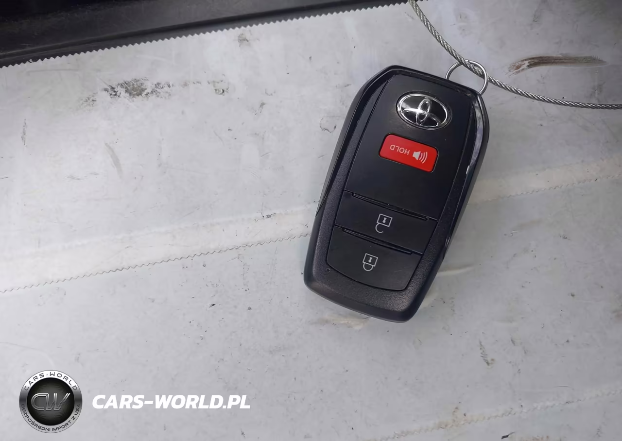 2026 Toyota Prius Plug-In Hybrid Xse VIN:JTDACACU7T3069335 - 11