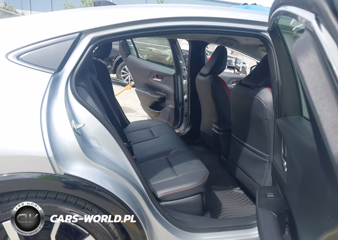 2026 Toyota Prius Plug-In Hybrid Xse VIN:JTDACACU7T3069335 - 8