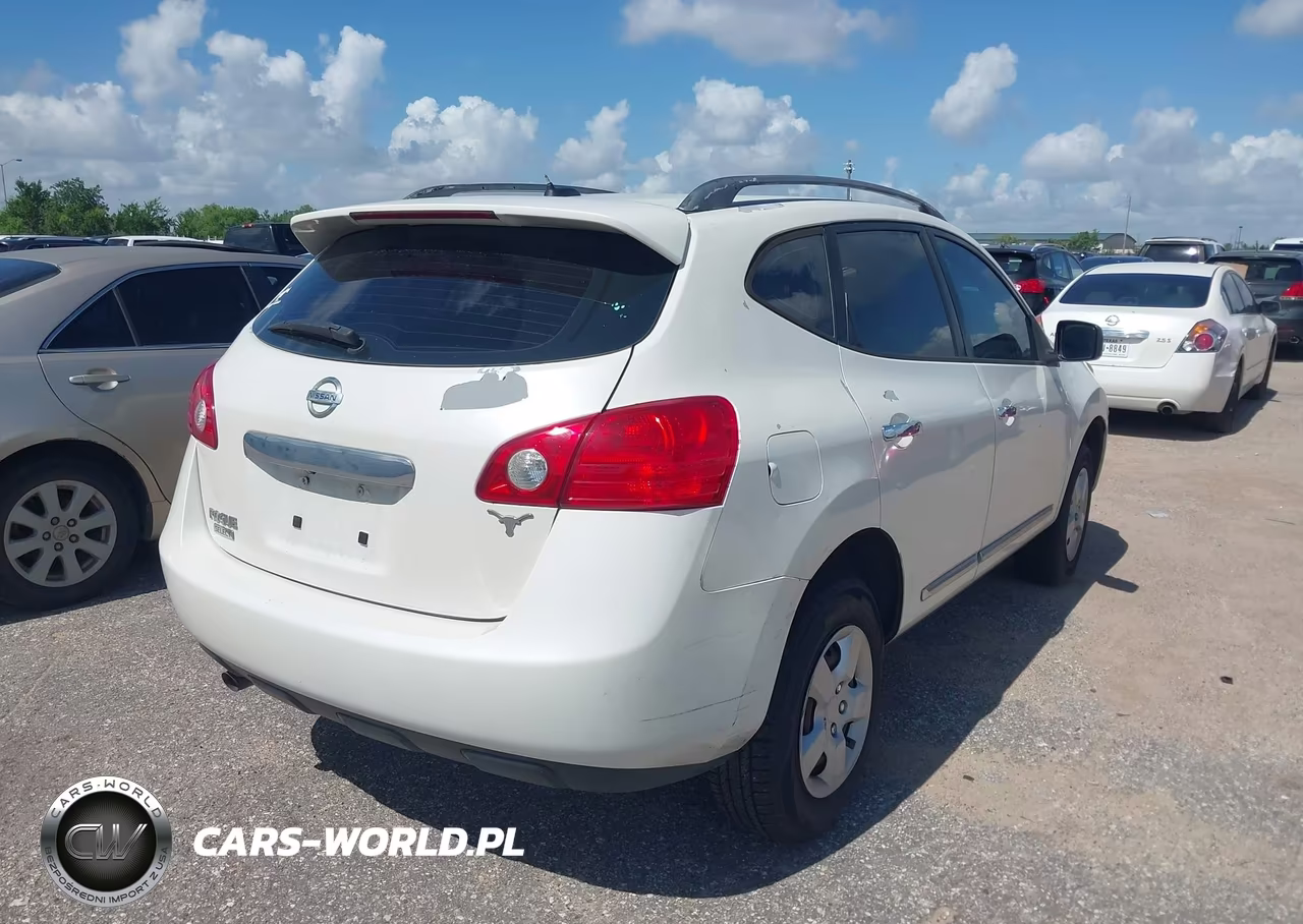 2014 Nissan Rogue Select S VIN:JN8AS5MT5EW618262 - 4