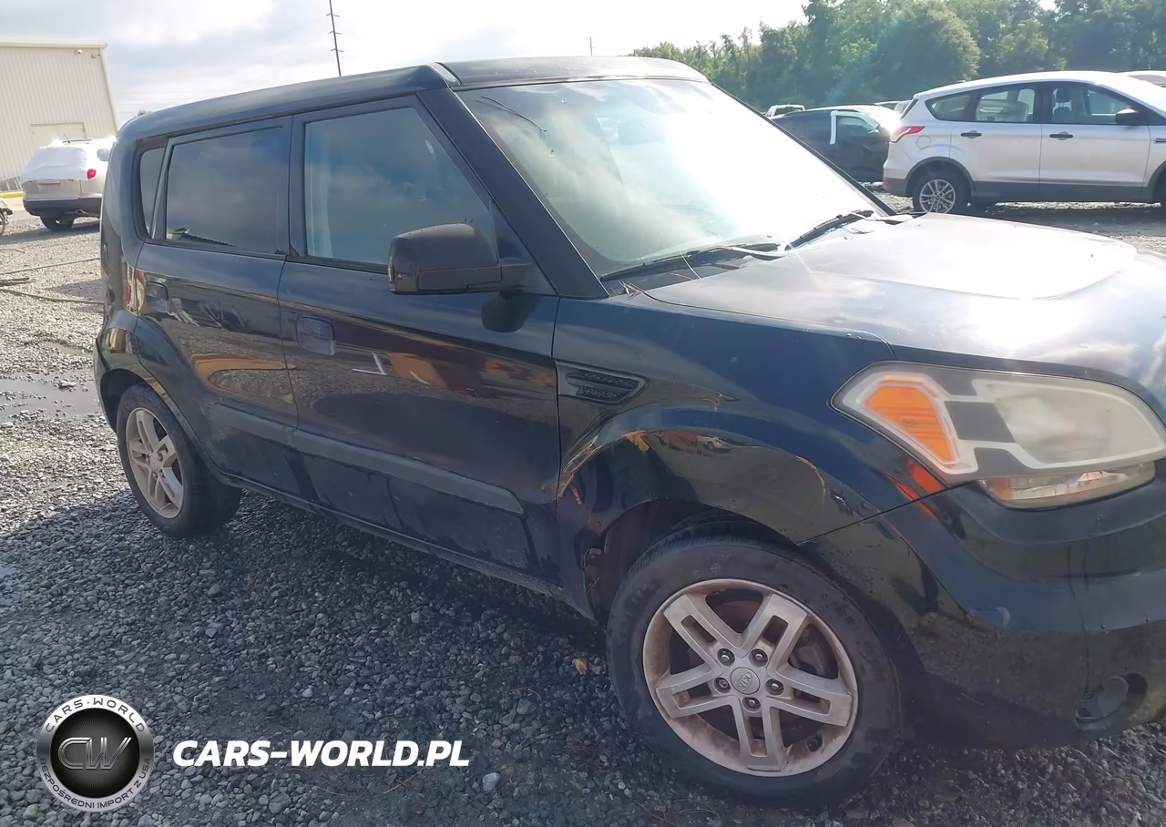 2010 Kia Soul + VIN:KNDJT2A22A7033095 - 6